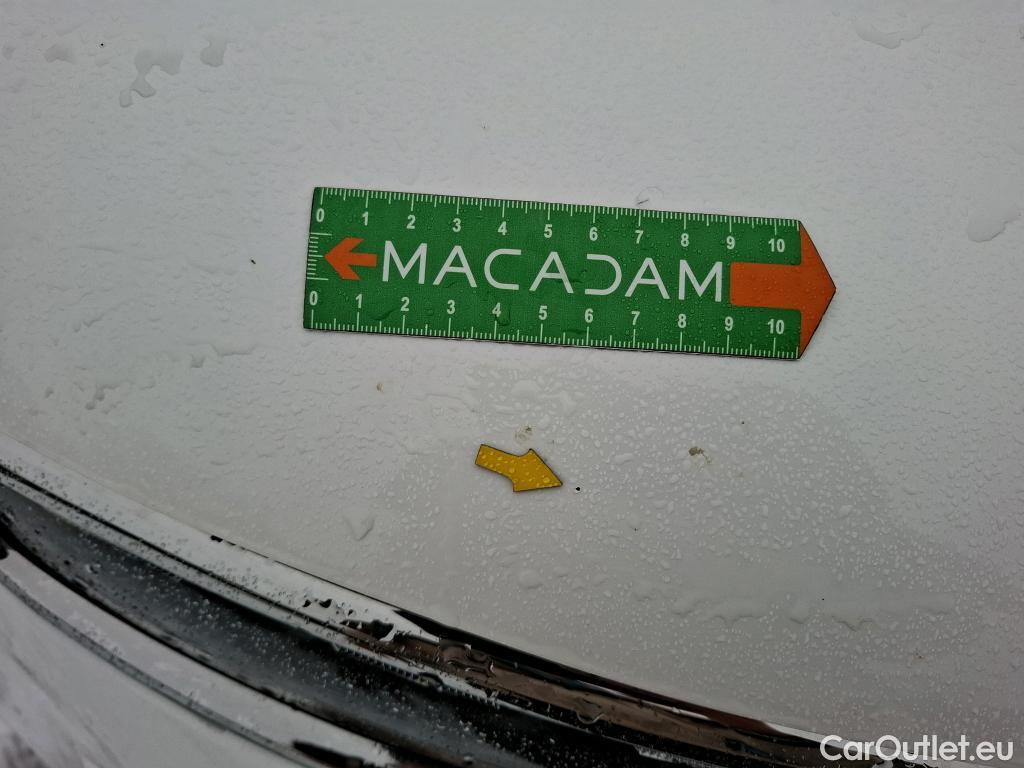  Citroen  C3 CITROEN  / 2016 / 5P / Berline PureTech 110 S&S BVM Shine Business #6