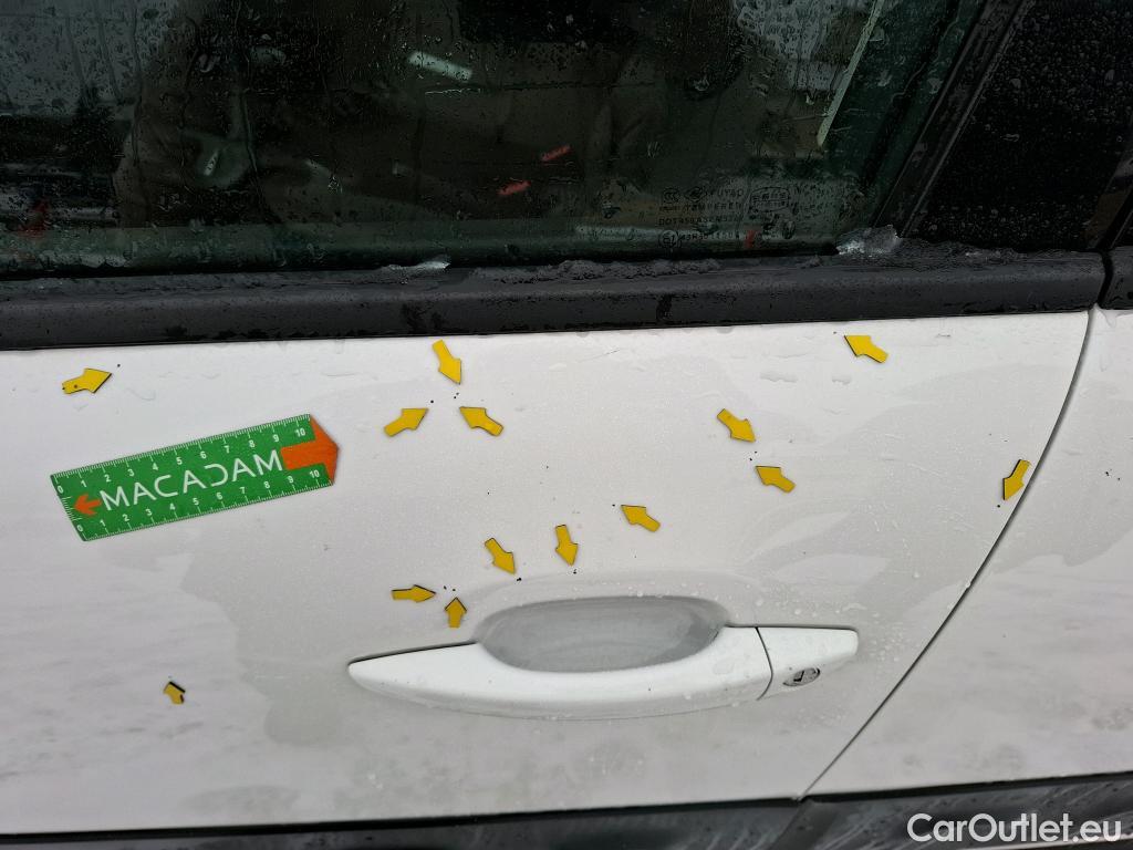  Citroen  C3 CITROEN  / 2016 / 5P / Berline PureTech 110 S&S BVM Shine Business #11