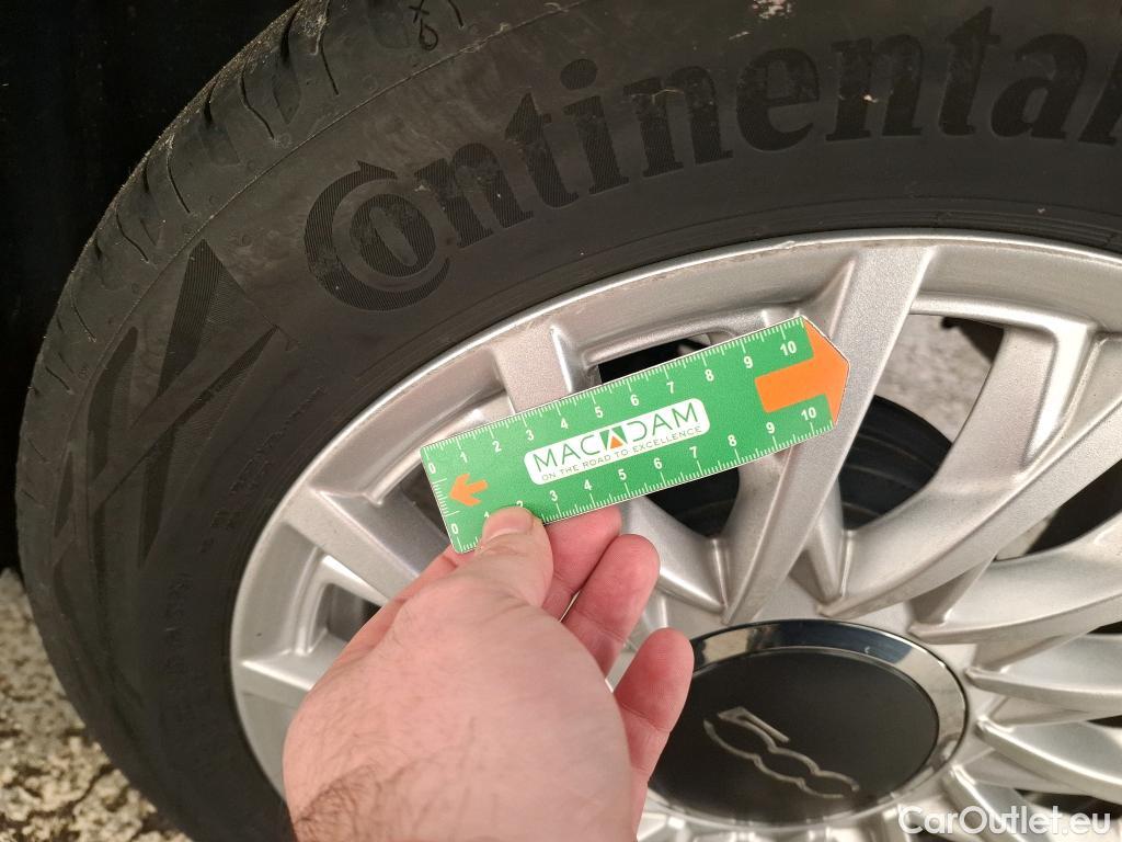  Fiat  500 FIAT  2015 3P Berline Hybrid 1.0 BSG 70 ch Dolcevita #21