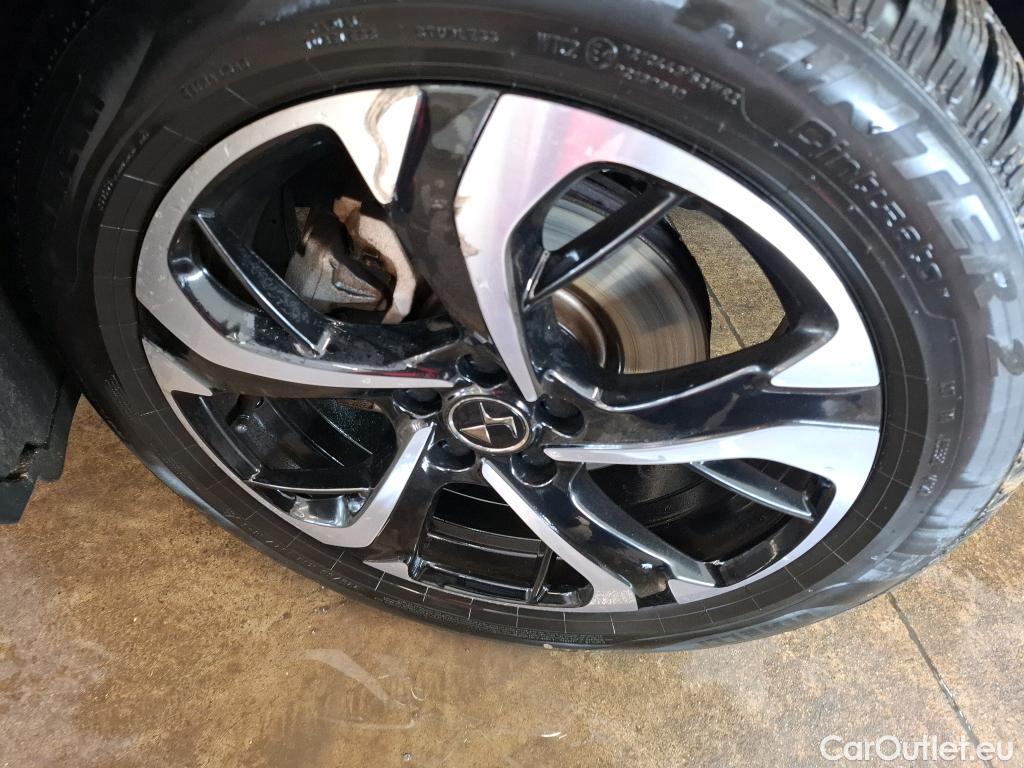  DS  DS7 7 Crossback Business 1.6 PureTech 180CV BVA8 E6d #26