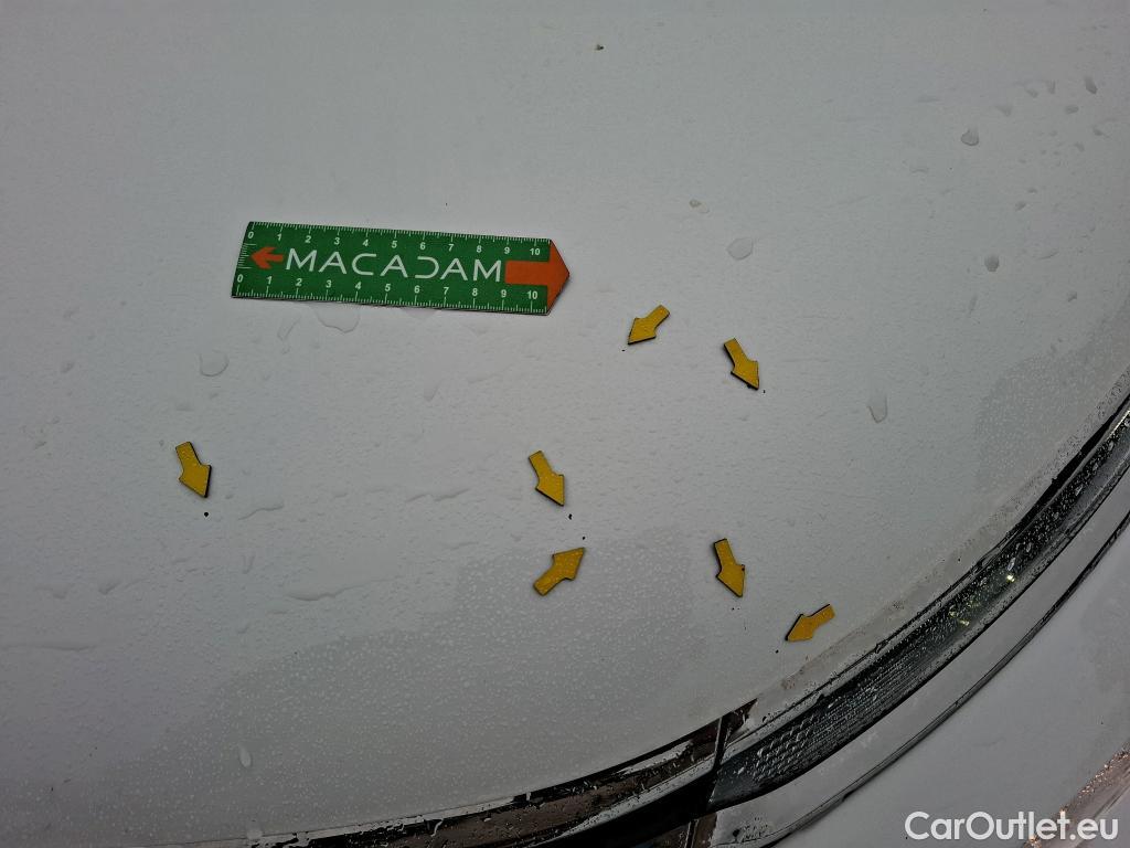  Citroen  C3 CITROEN  / 2016 / 5P / Berline PureTech 110 S&S BVM Shine Business #2