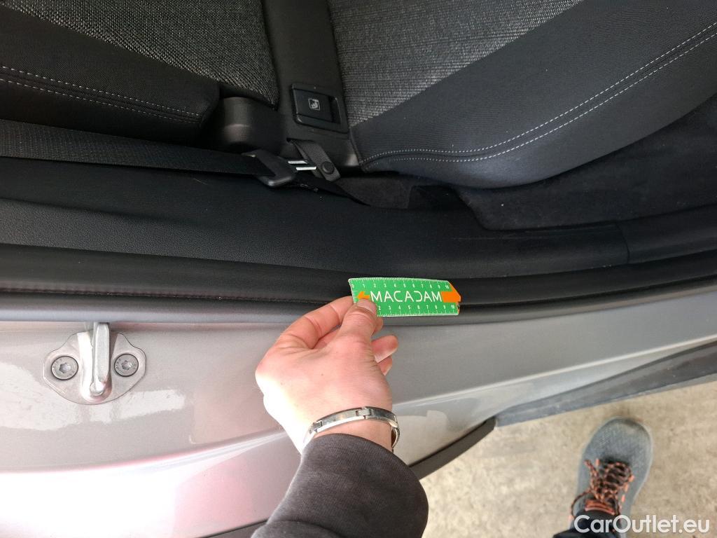  Bmw  X1 BMW  / 2022 / 5P / SUV sDrive18i Business Design DKG7 #9