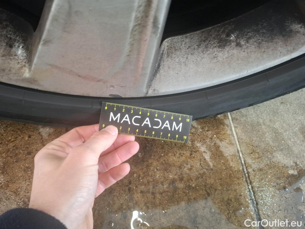  Opel   Grandland X Grandland X Business Edition 1.5 130CV BVA8 E6dT #36