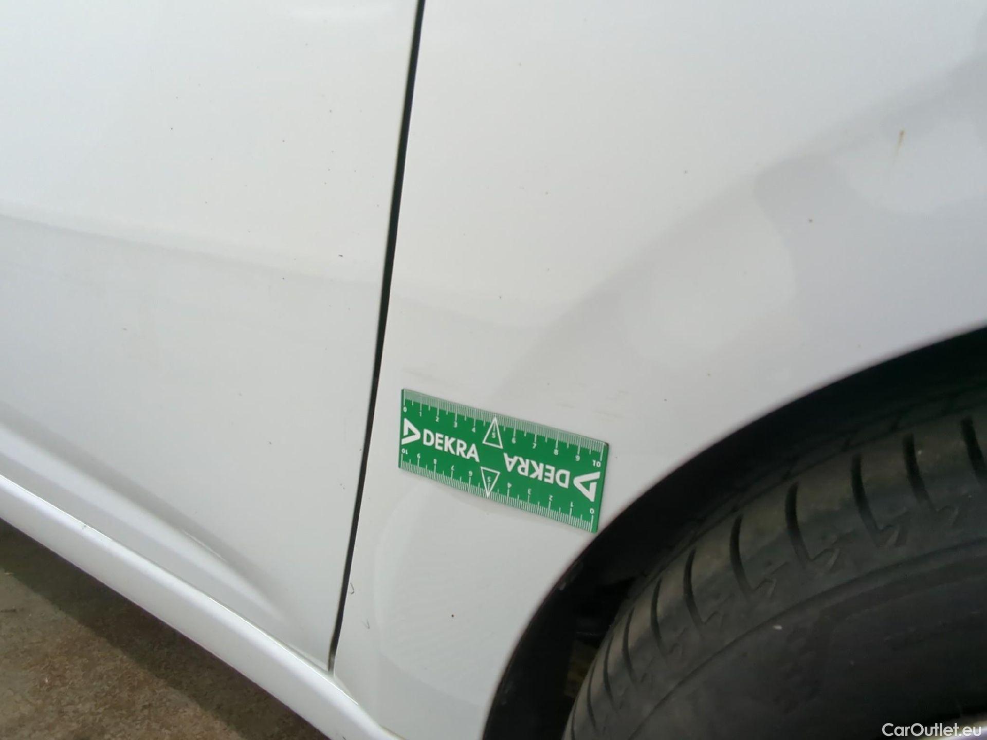  Nissan  Micra NISSAN  5p Berline IG-T 90 Business Edition #12