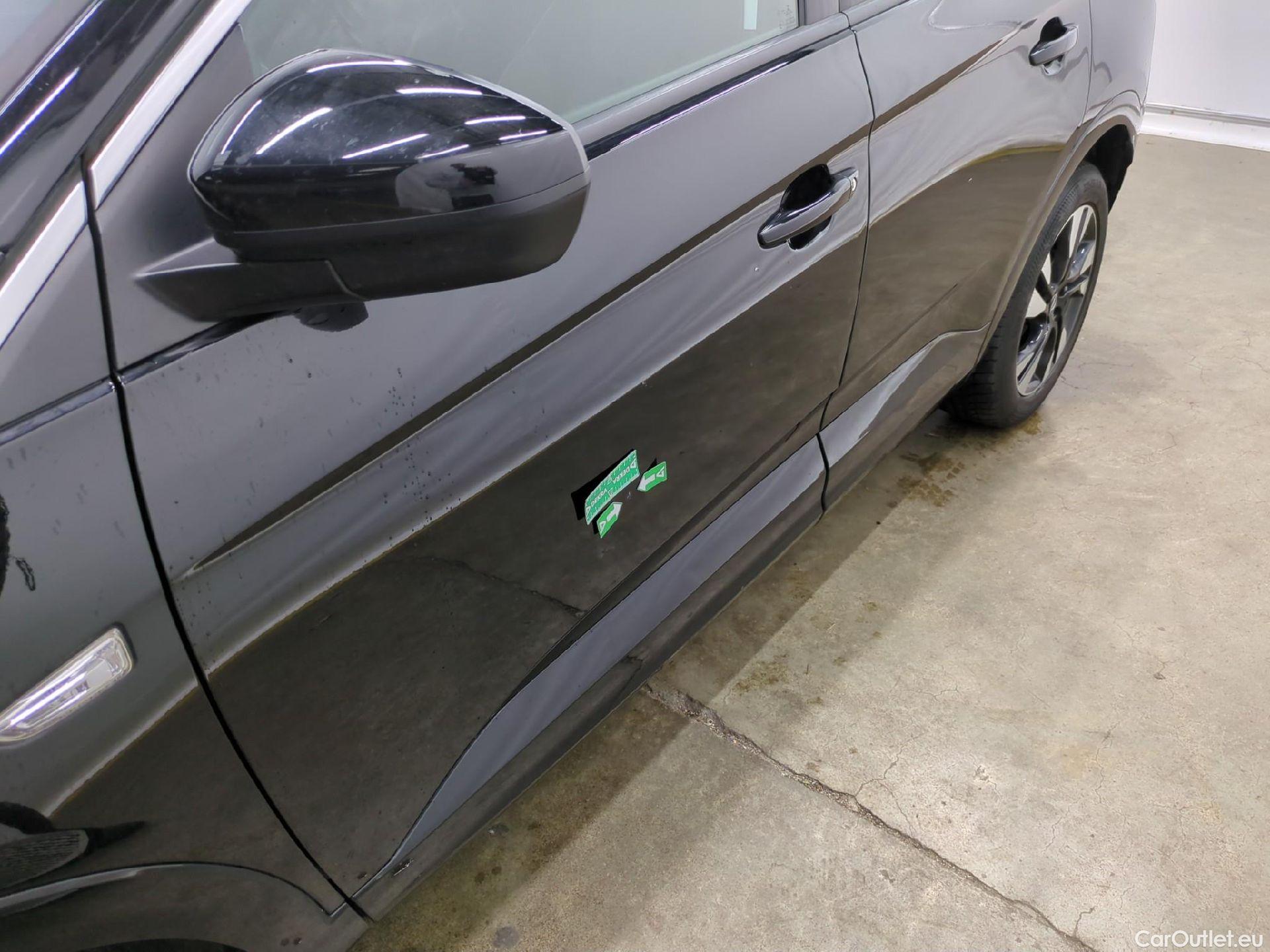  Opel   Grandland X Grandland X Elegance Business 1.5 130CV BVA8 E6d #15