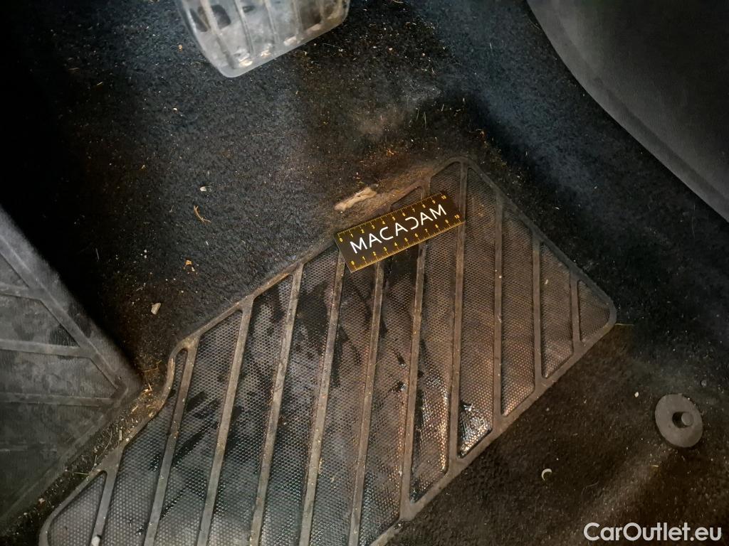  Opel   Grandland X Grandland X Business Edition 1.5 130CV BVA8 E6dT #52