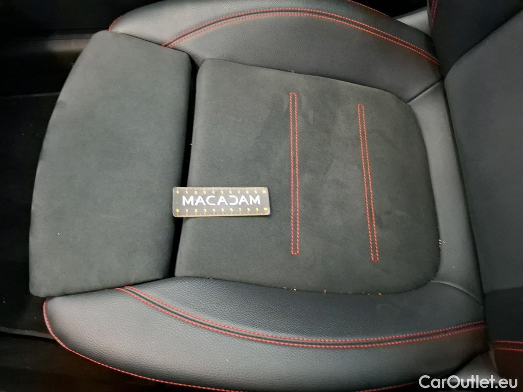  Mercedes  CLA-Klasse MERCEDES-BENZ CLA Coupe / 2019 / 4P / Coupé CLA 200 d AMG Line BA8 #7