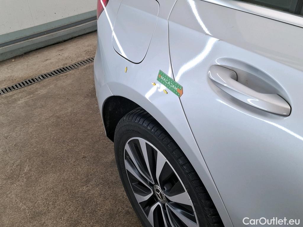  Mercedes  A-Klasse MERCEDES-BENZ Classe A Compact  2018  5P  Berline A 250 e Business Line 8GDCT #16