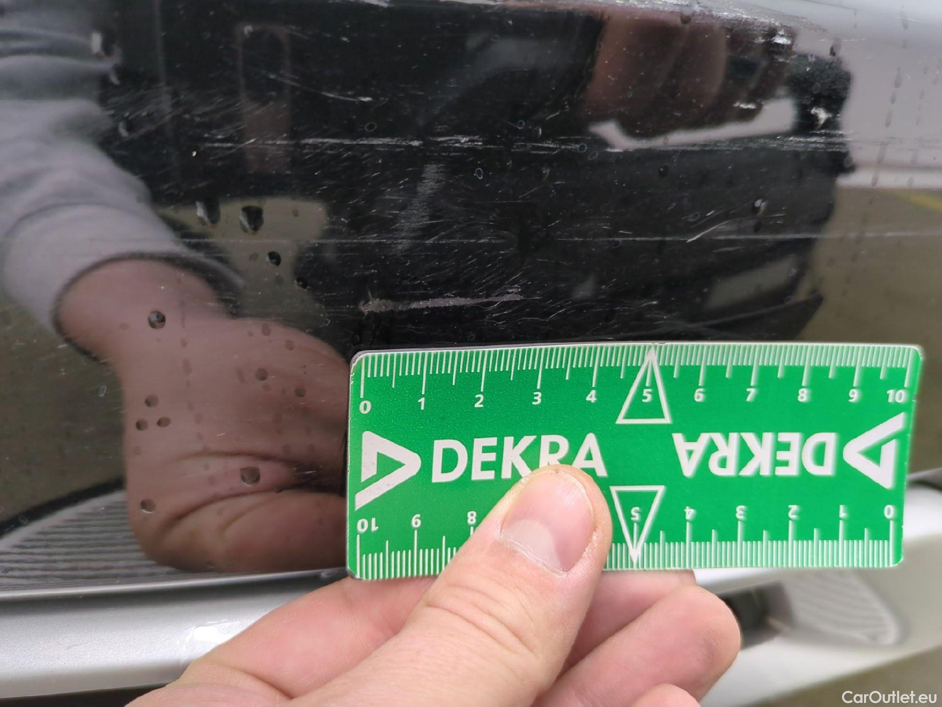  Opel   Grandland X Grandland X Elegance Business 1.5 130CV BVA8 E6d #24