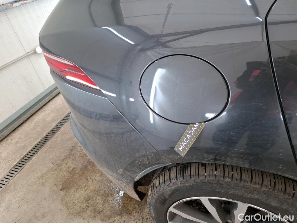  Jaguar  F-PACE JAGUAR  / 2015 / 5P / SUV P400e PHEV BVA 4x4 R-Dynamic SE #1