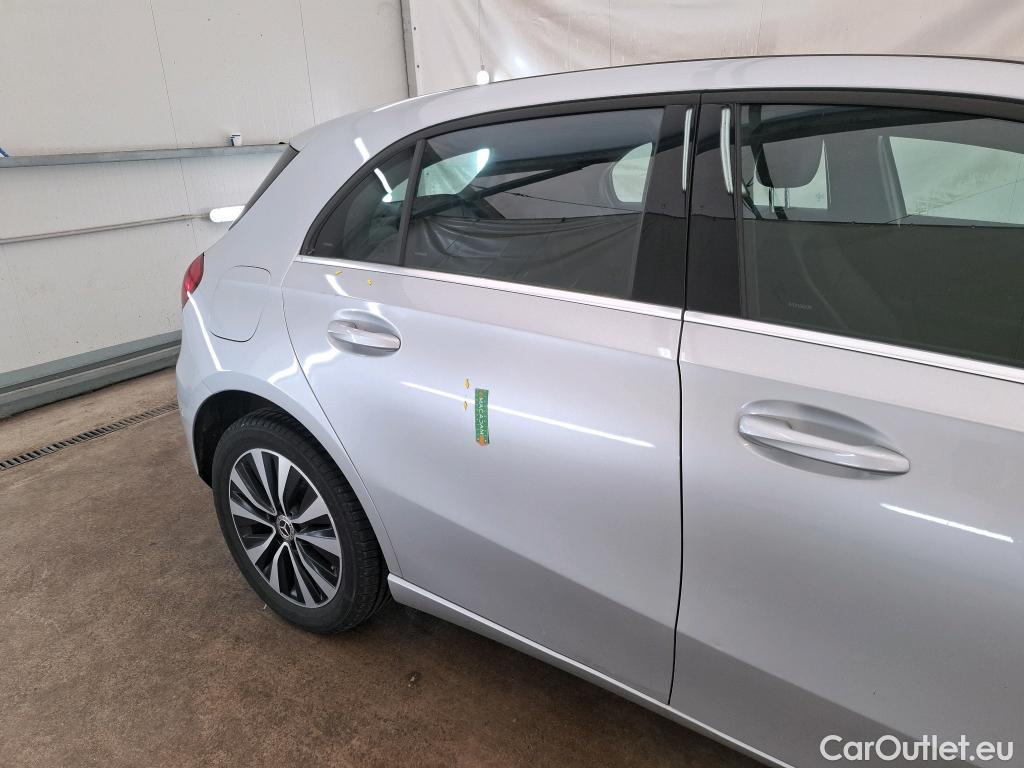  Mercedes  A-Klasse MERCEDES-BENZ Classe A Compact  2018  5P  Berline A 250 e Business Line 8GDCT #21