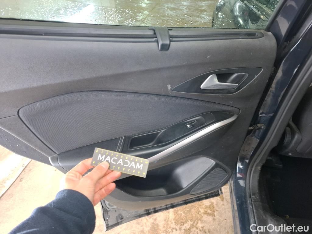  Opel   Grandland X Grandland X Business Edition 1.5 130CV BVA8 E6dT #38