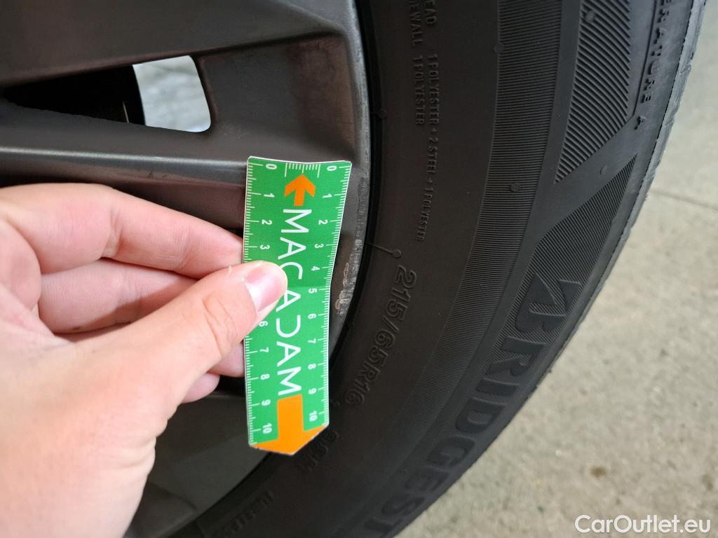  Peugeot  2008  Active Business 1.2 PureTech 130CV BVA8 E6d #9