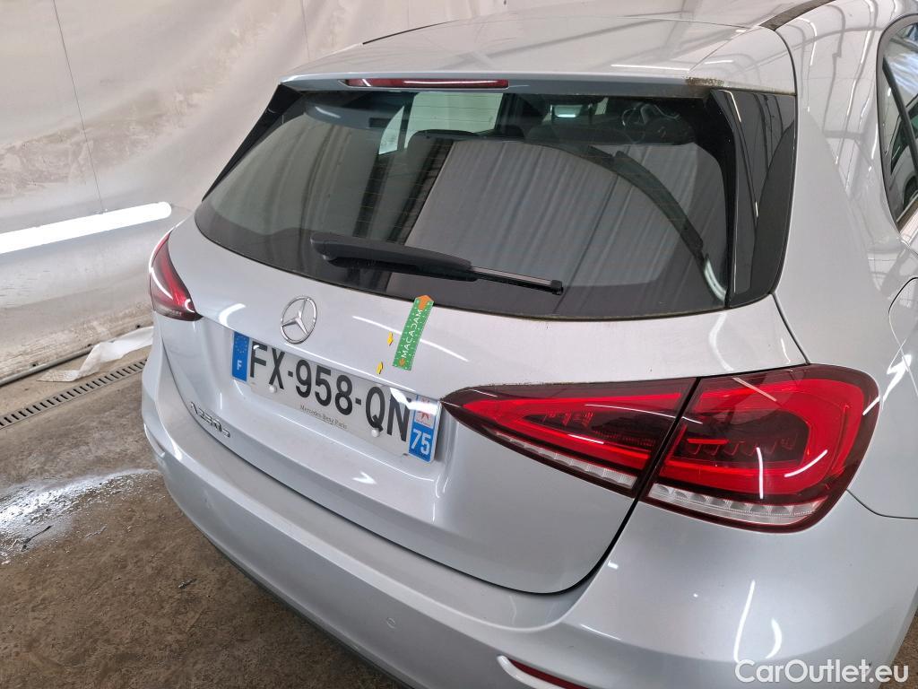  Mercedes  A-Klasse MERCEDES-BENZ Classe A Compact  2018  5P  Berline A 250 e Business Line 8GDCT #28