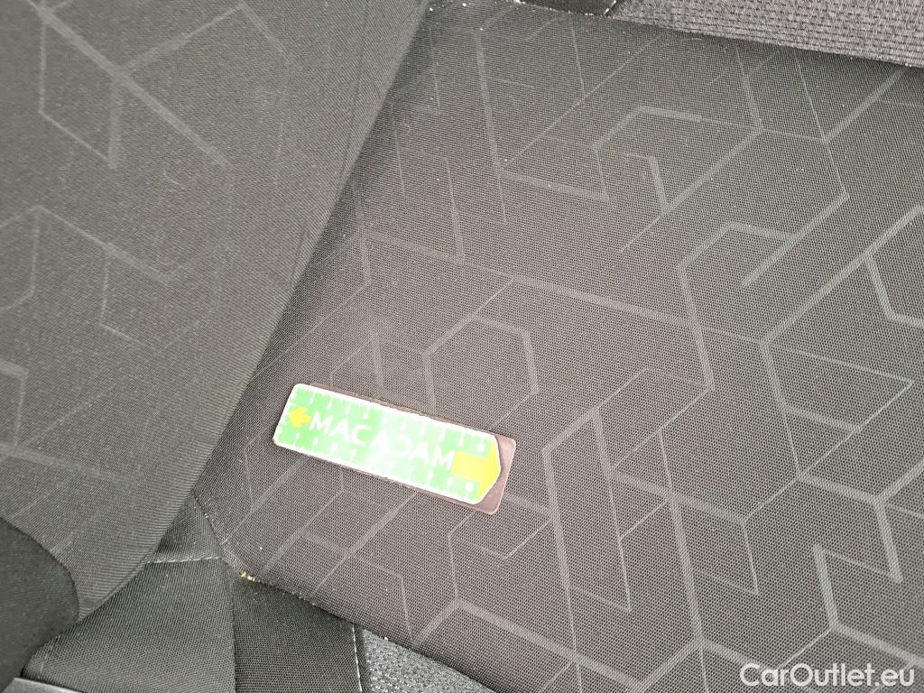  Peugeot  2008  Active Business 1.5 HDi 100CV BVM5 E6dT #12