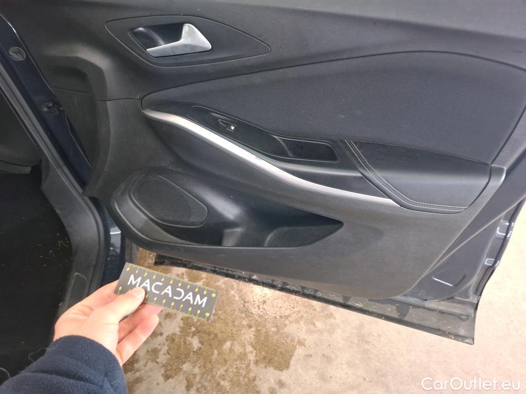  Opel   Grandland X Grandland X Business Edition 1.5 130CV BVA8 E6dT #50