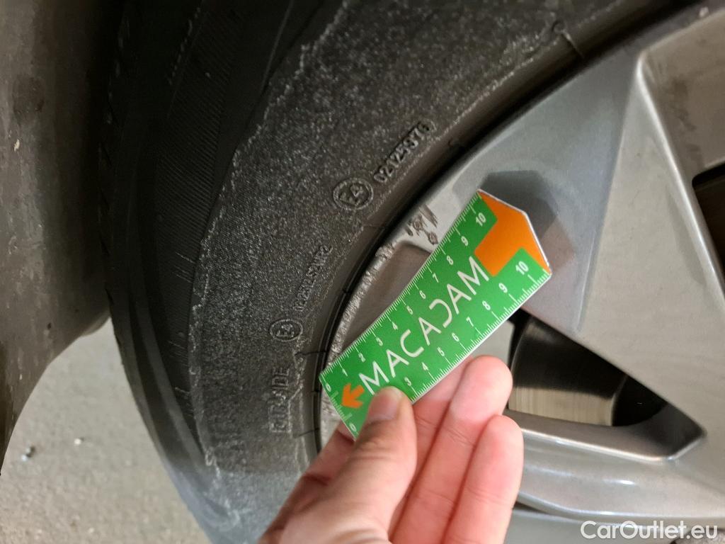  Peugeot  2008  Active Business 1.2 PureTech 130CV BVA8 E6d #4