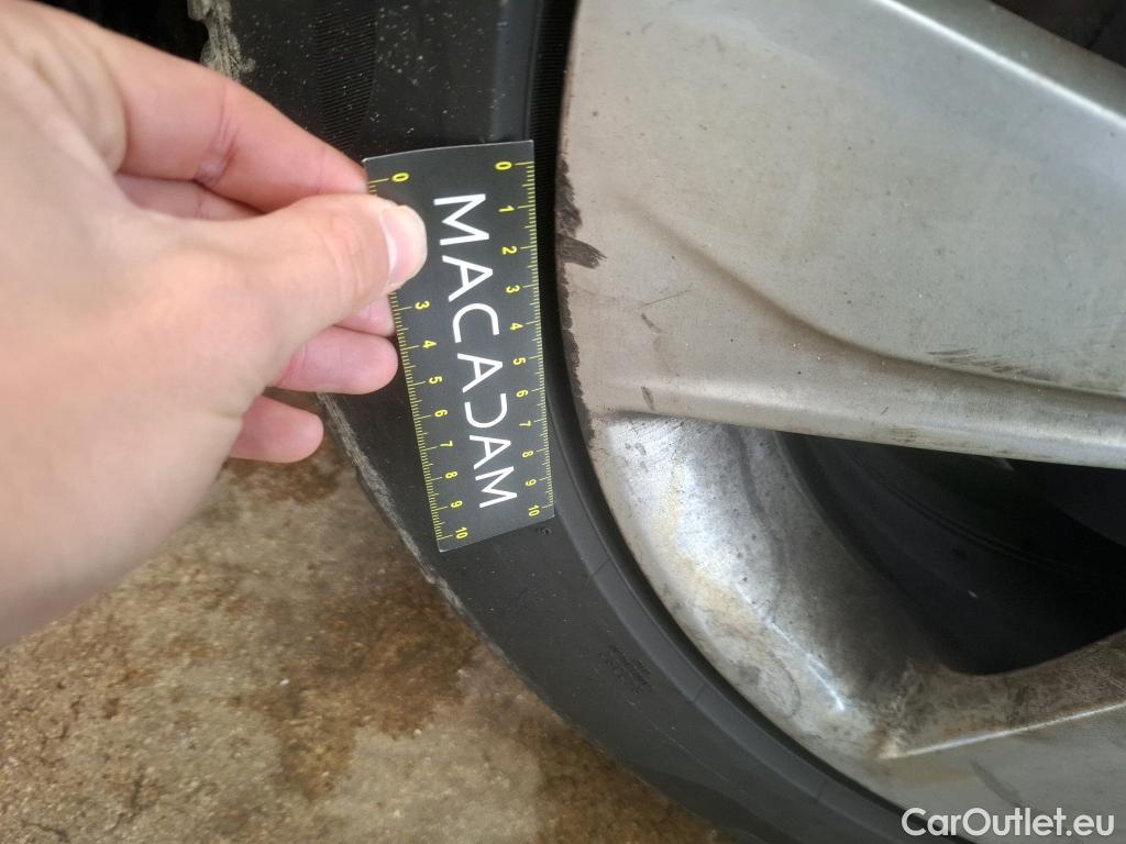  Opel   Grandland X Grandland X Business Edition 1.5 130CV BVA8 E6dT #35