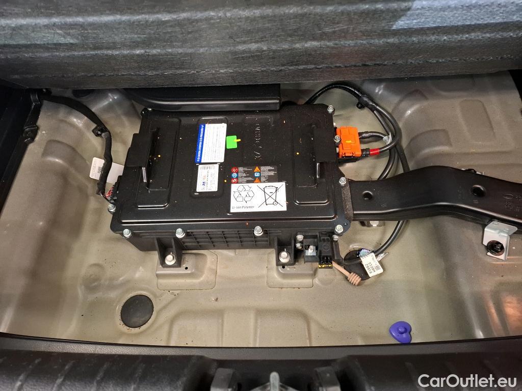  KIA  STONIC KIA  / 2020 / 5P / SUV 1.0 T-GDI 120 MHEV GT LINE DCT7 #15