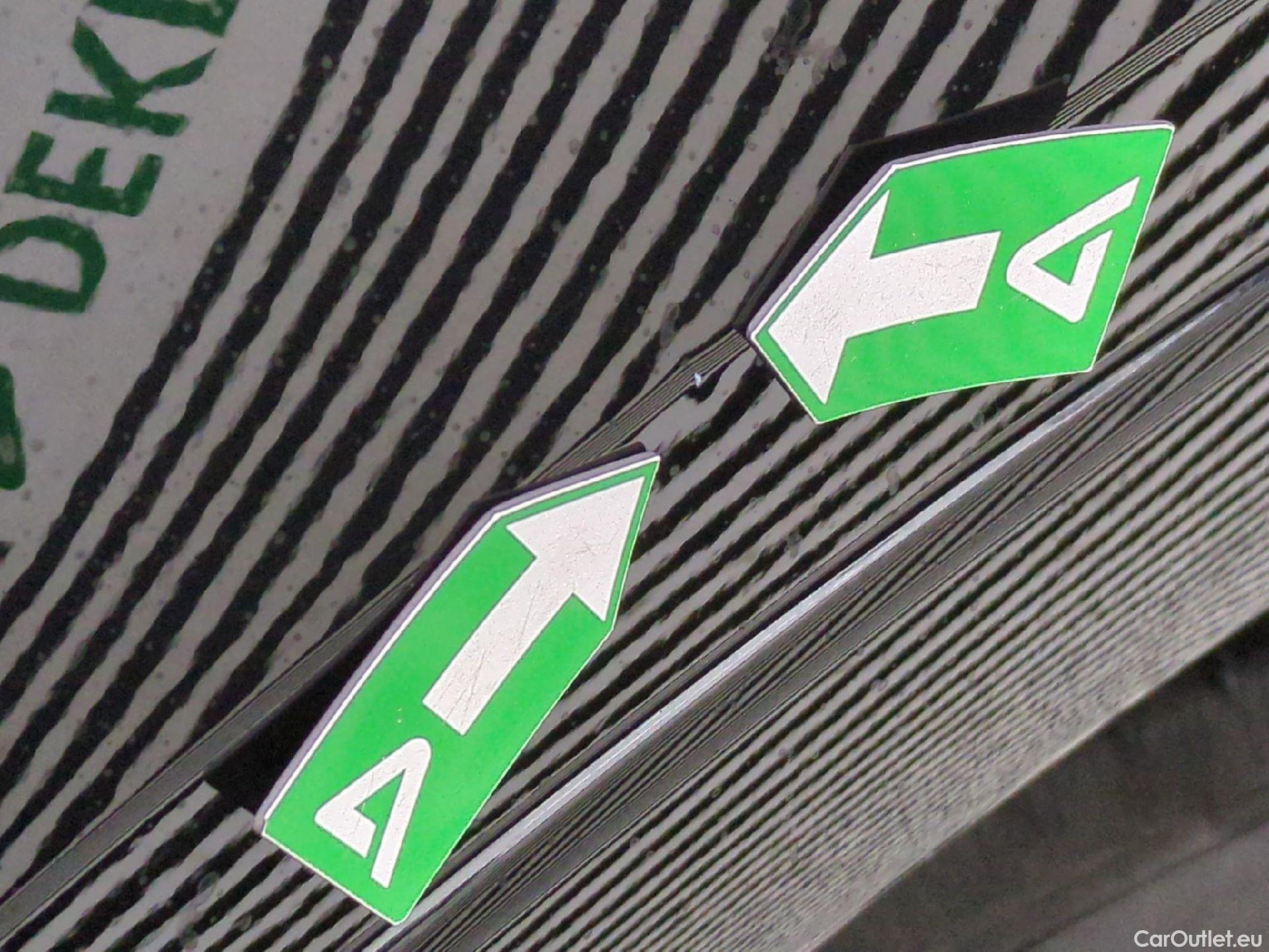  Opel   Grandland X Grandland X Elegance Business 1.5 130CV BVA8 E6d #20