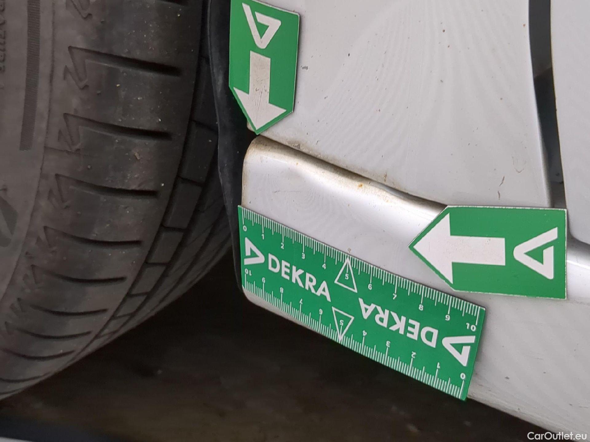  Nissan  Micra NISSAN  5p Berline IG-T 90 Business Edition #19