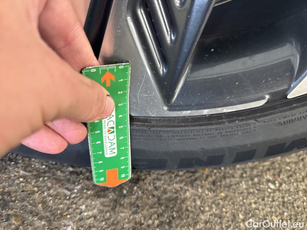  Hyundai  Tucson HYUNDAI   2020 5P  SUV 16 PHEV 265 HTRAC EXECUTIVE 4WD AUTO #25