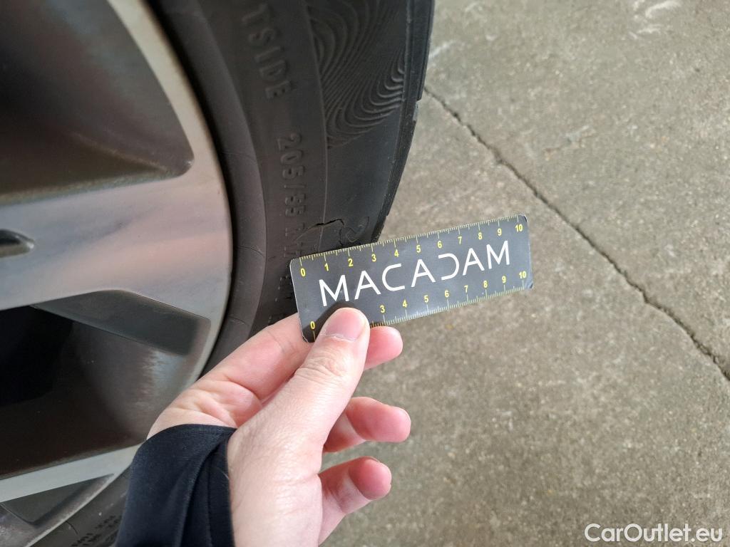  KIA  STONIC KIA  / 2020 / 5P / SUV 1.0 T-GDI 120 MHEV GT LINE DCT7 #7