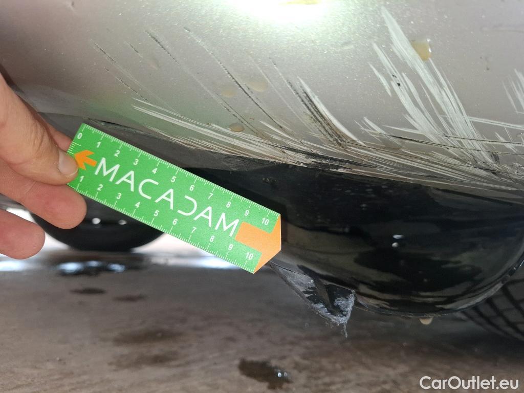  Mercedes  A-Klasse MERCEDES-BENZ Classe A Compact  2018  5P  Berline A 250 e Business Line 8GDCT #7