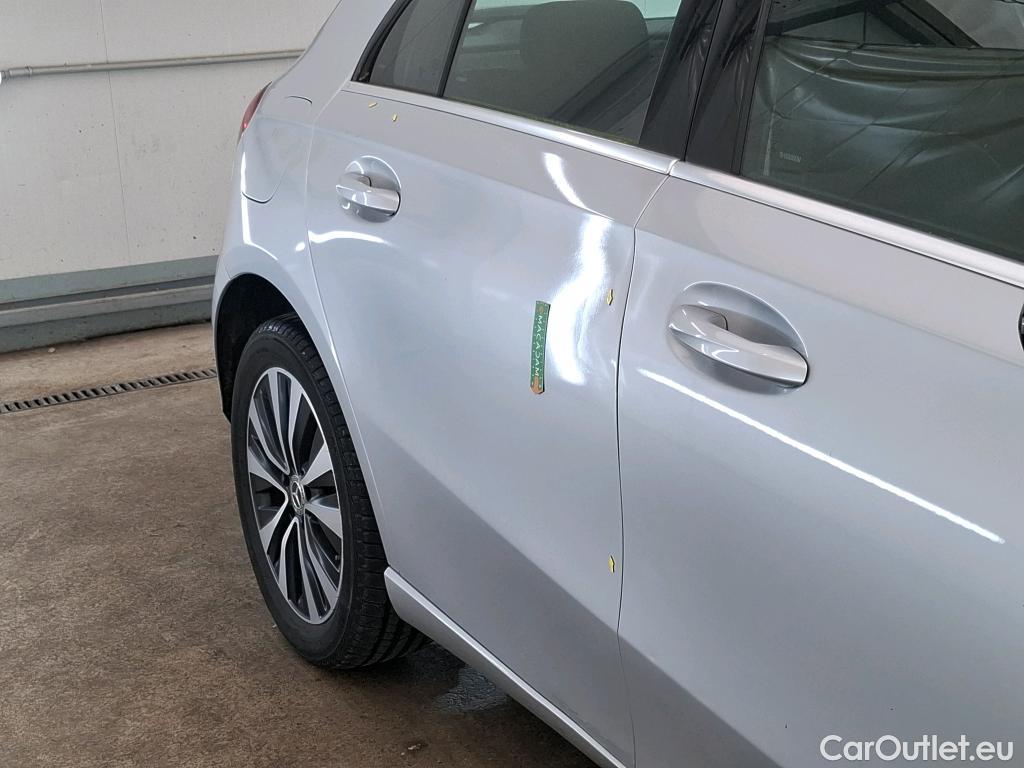  Mercedes  A-Klasse MERCEDES-BENZ Classe A Compact  2018  5P  Berline A 250 e Business Line 8GDCT #27