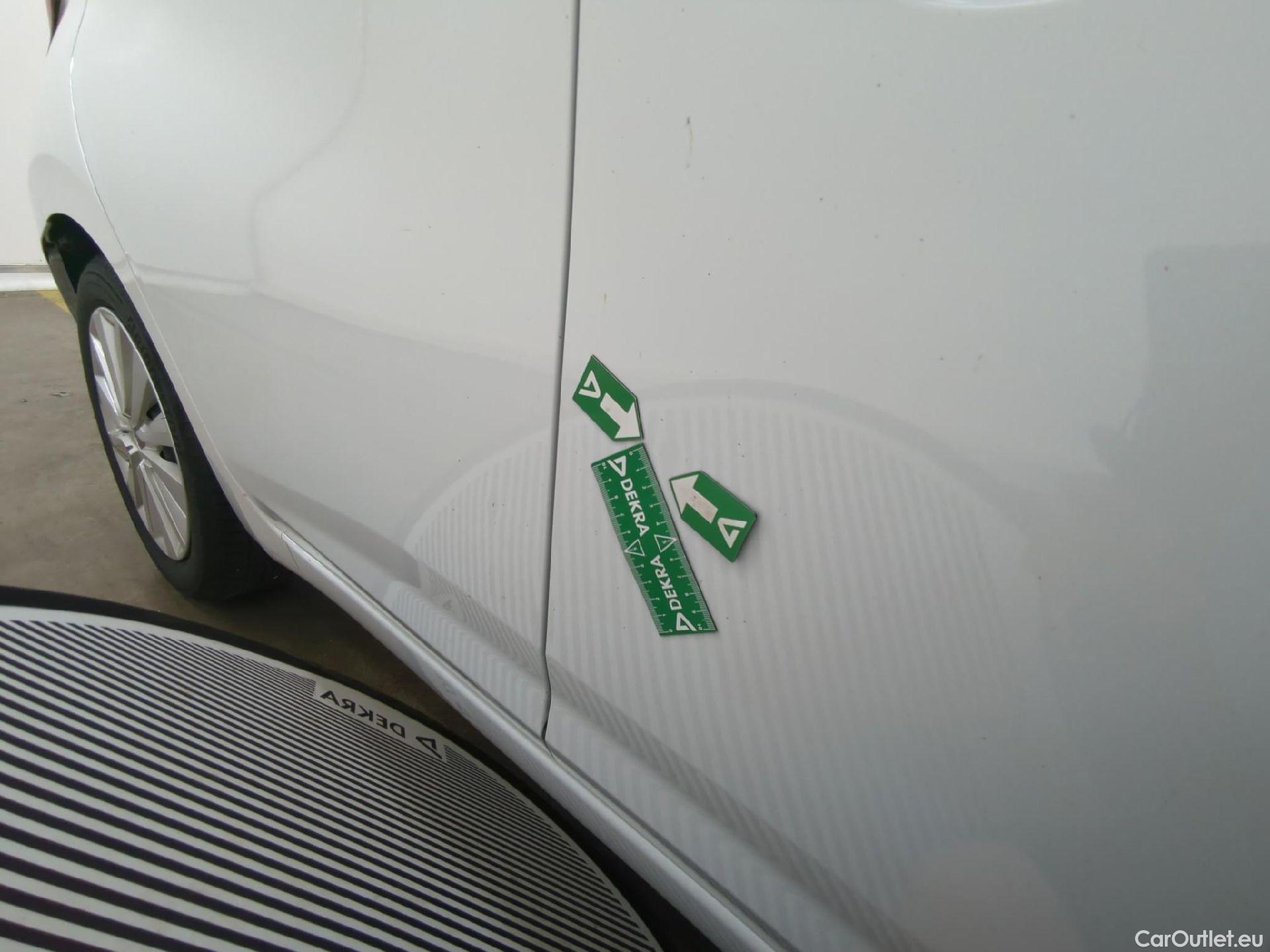  Nissan  Micra NISSAN  5p Berline IG-T 90 Business Edition #3