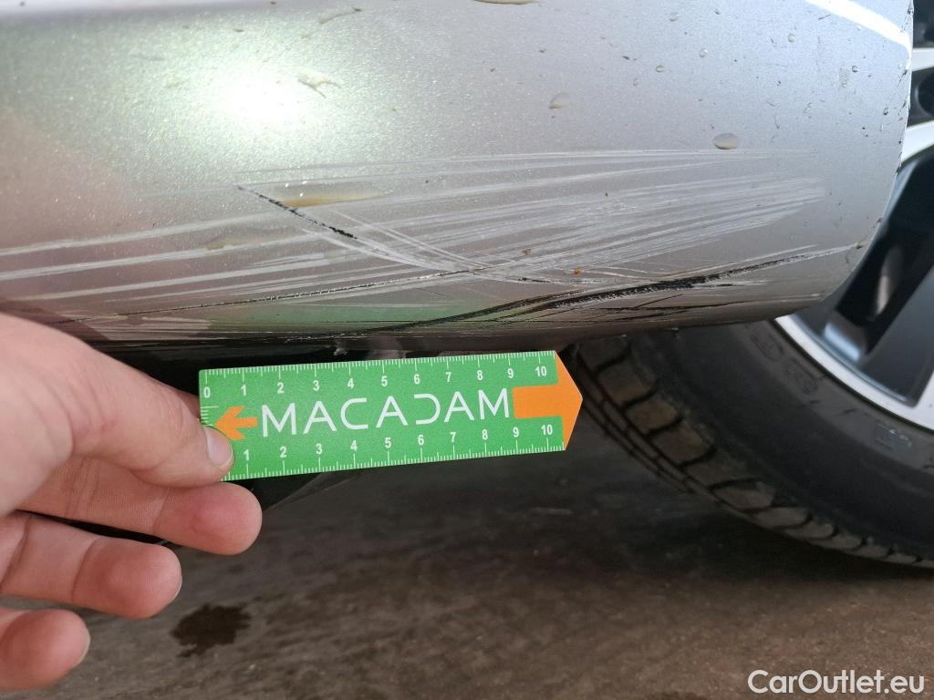  Mercedes  A-Klasse MERCEDES-BENZ Classe A Compact  2018  5P  Berline A 250 e Business Line 8GDCT #5