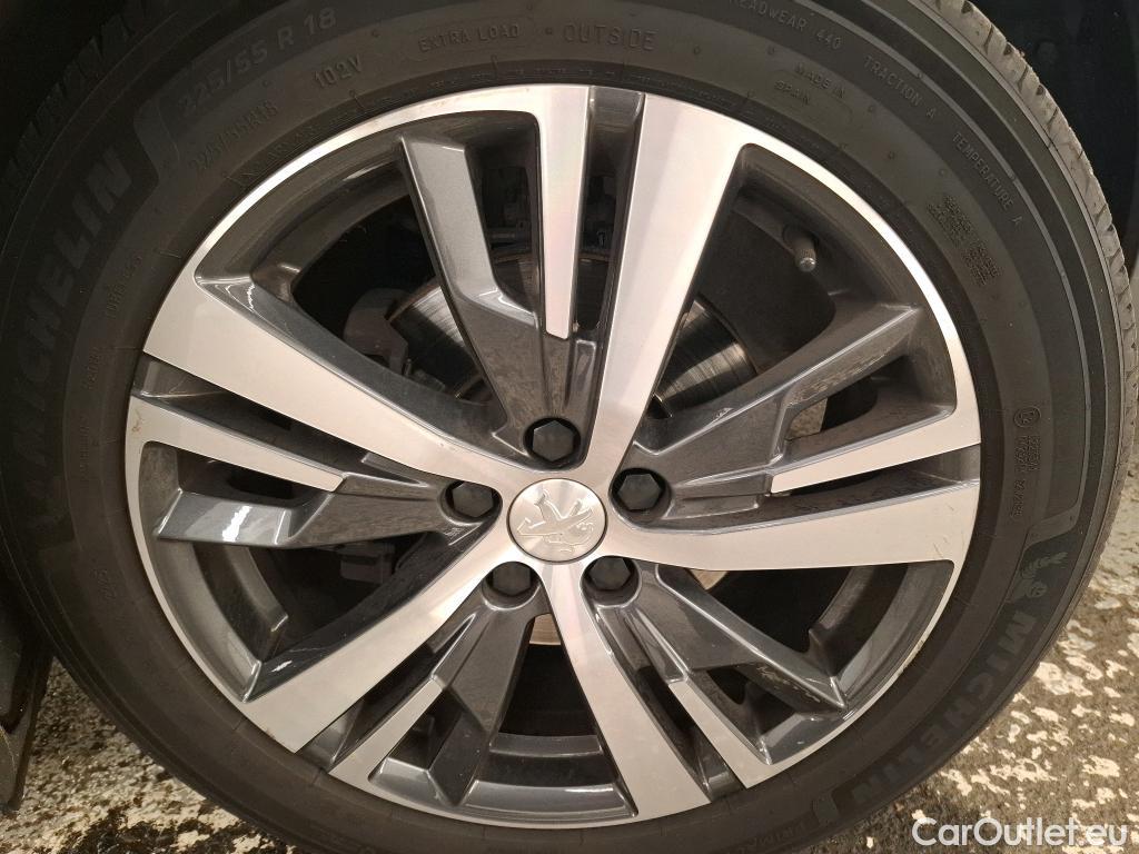  Peugeot  3008  Allure 1.2 PureTech 130CV BVA8 E6d #27