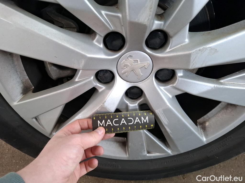  Peugeot  3008  Active Business 1.5 HDi 130CV BVA8 E6dT #35