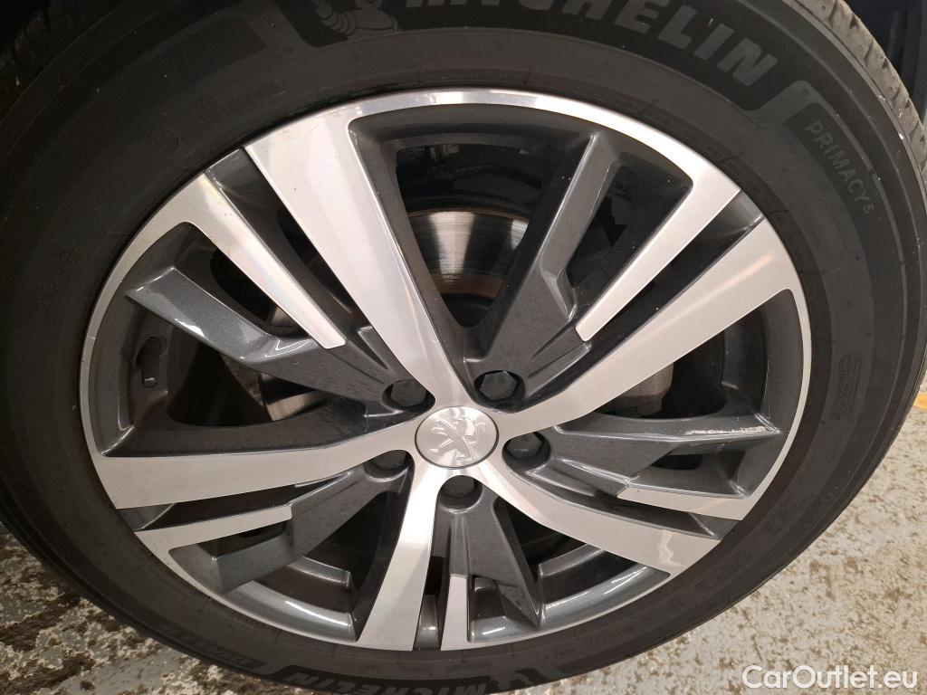  Peugeot  3008  Allure 1.2 PureTech 130CV BVA8 E6d #32