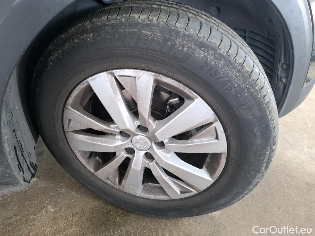  Peugeot  3008  Active Business 1.5 HDi 130CV BVA8 E6dT #37