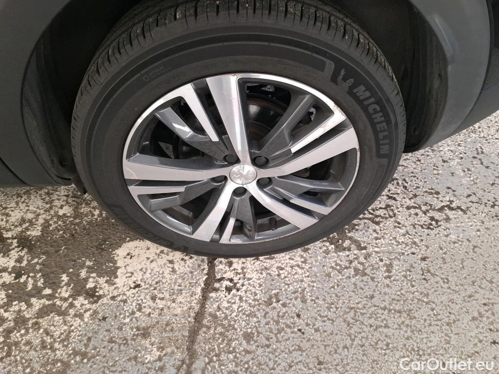  Peugeot  3008  Allure 1.2 PureTech 130CV BVA8 E6d #14