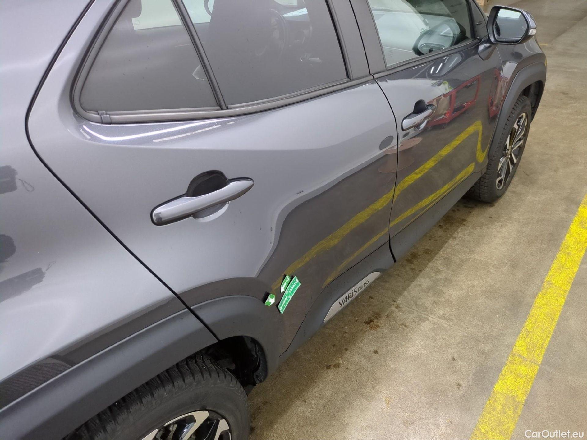  Toyota  Yaris Cross TOYOTA  Hybride / 2021 / 5P / SUV 1.5 HYBRID 116H DESIGN AUTO #33