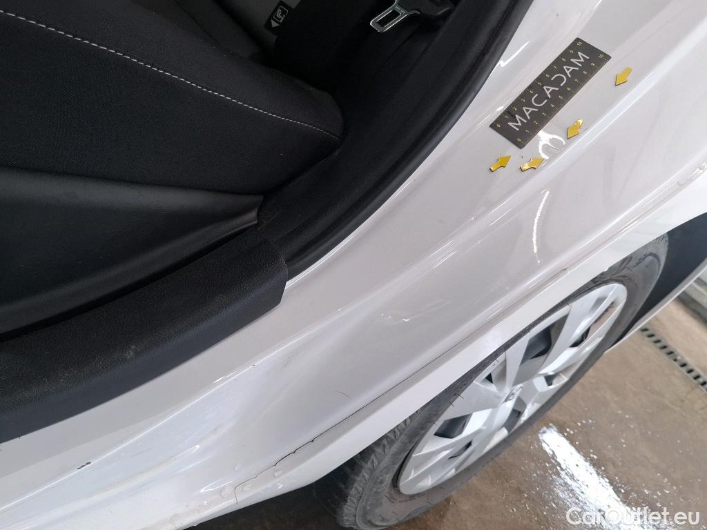  Toyota  Yaris TOYOTA  Hybride / 2017 / 5P / Berline 1.5 VVT-I HYBRID France Business #21