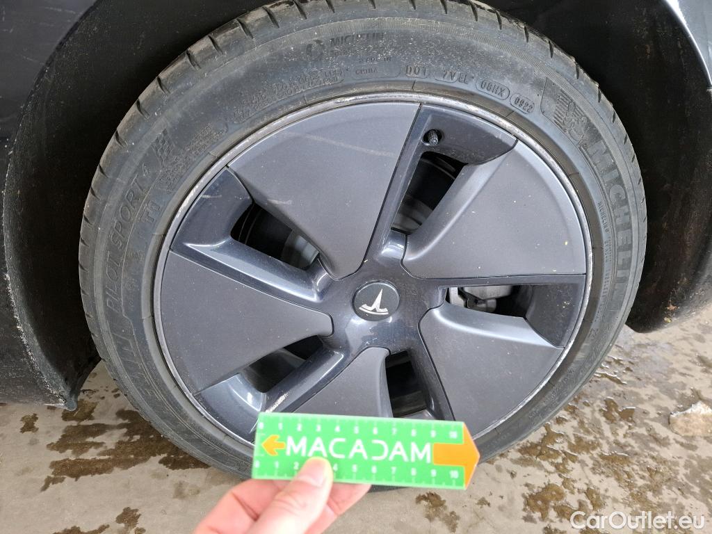  Tesla  Model 3 TESLA  / 2018 / 4P / Berline Propulsion #42