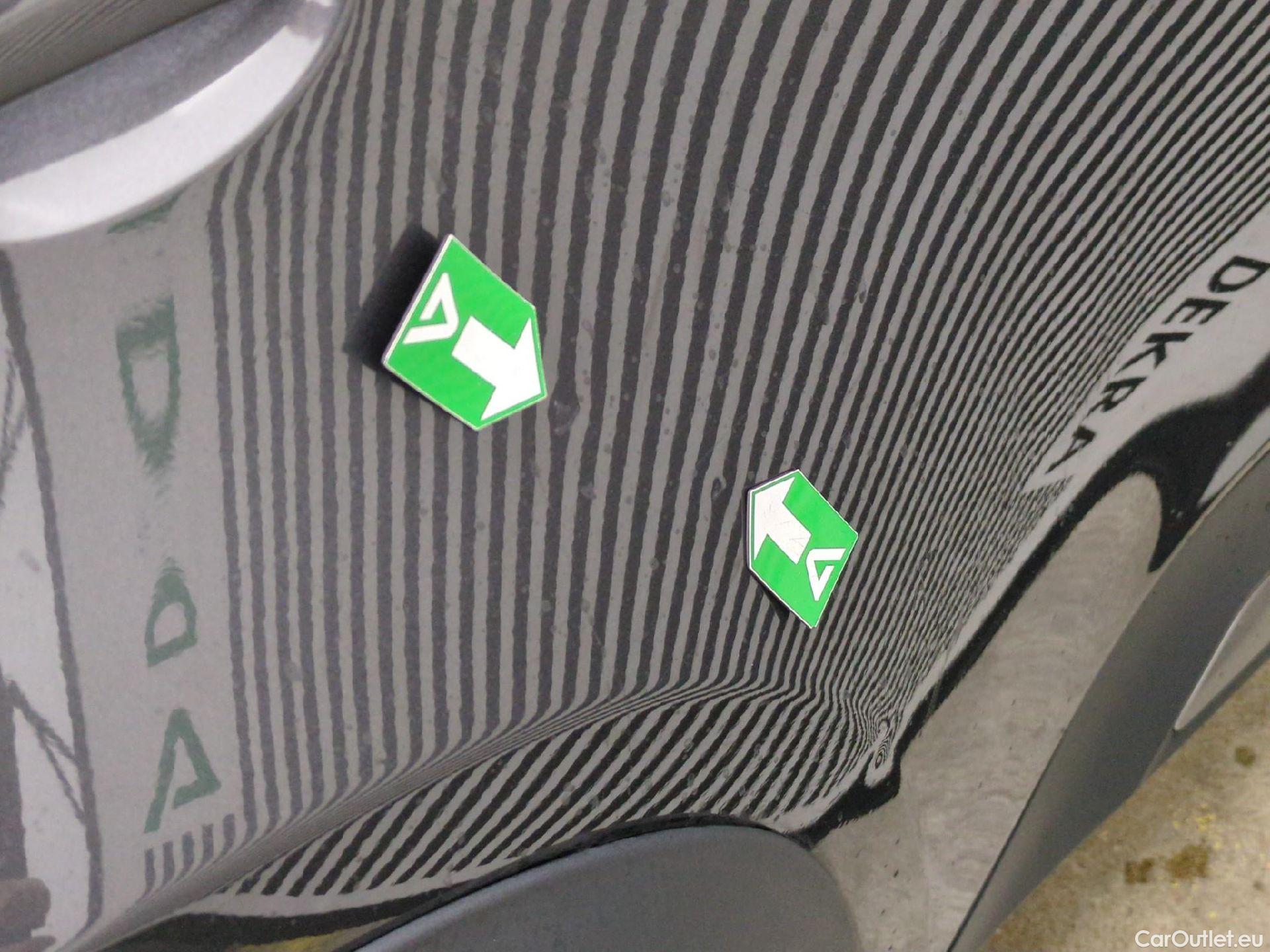  Toyota  Yaris Cross TOYOTA  Hybride / 2021 / 5P / SUV 1.5 HYBRID 116H DESIGN AUTO #31