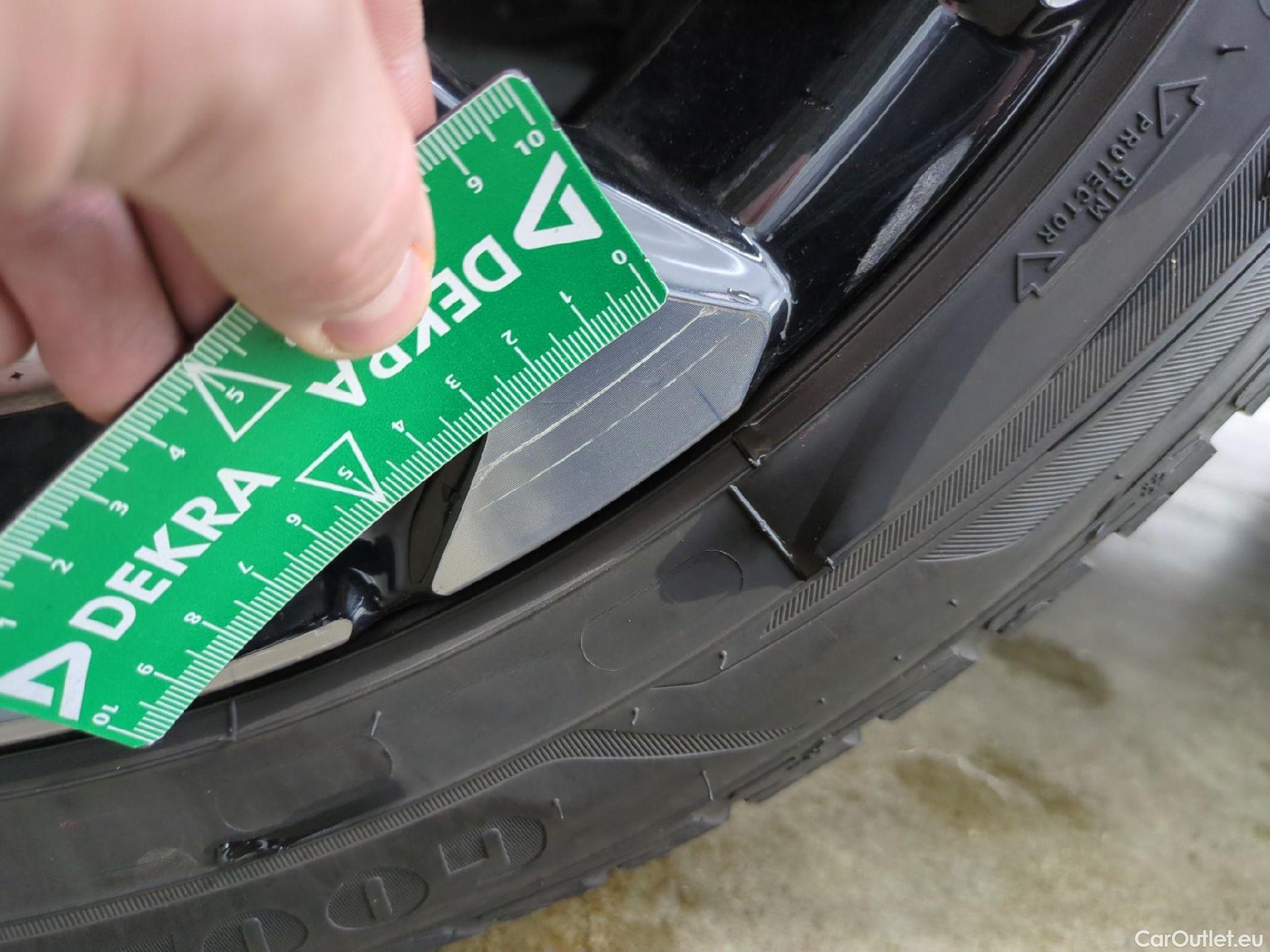  Toyota  Yaris Cross TOYOTA  Hybride / 2021 / 5P / SUV 1.5 HYBRID 116H DESIGN AUTO #13