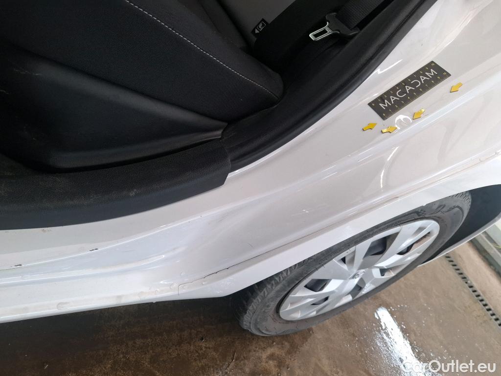  Toyota  Yaris TOYOTA  Hybride / 2017 / 5P / Berline 1.5 VVT-I HYBRID France Business #18