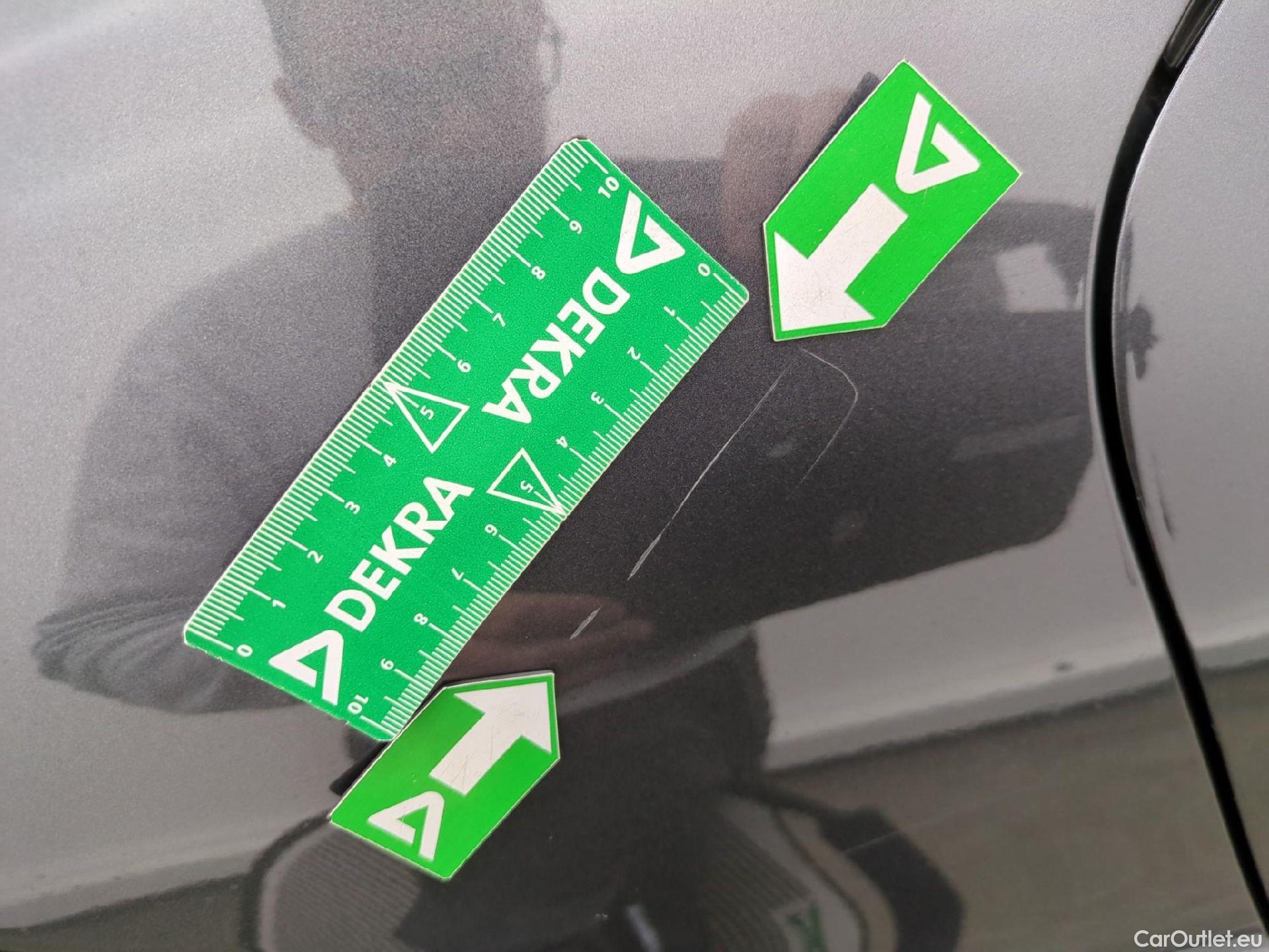  Toyota  Yaris Cross TOYOTA  Hybride / 2021 / 5P / SUV 1.5 HYBRID 116H DESIGN AUTO #36