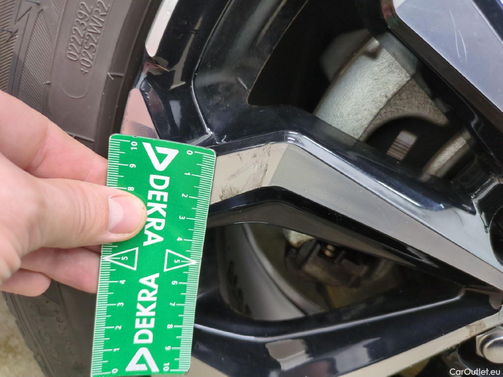  Toyota  Yaris Cross TOYOTA  Hybride / 2021 / 5P / SUV 1.5 HYBRID 116H DESIGN AUTO #12