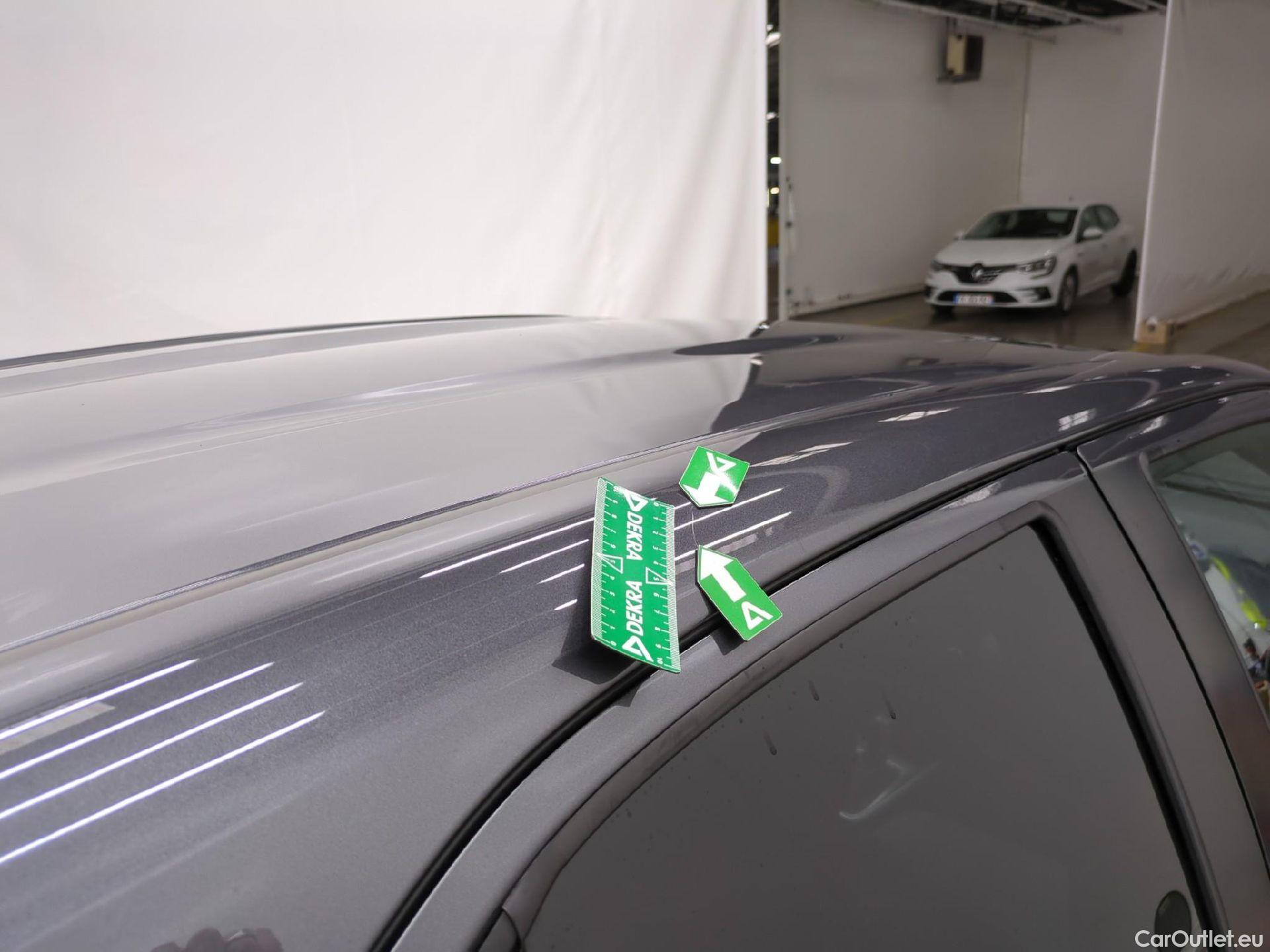  Toyota  Yaris Cross TOYOTA  Hybride / 2021 / 5P / SUV 1.5 HYBRID 116H DESIGN AUTO #38