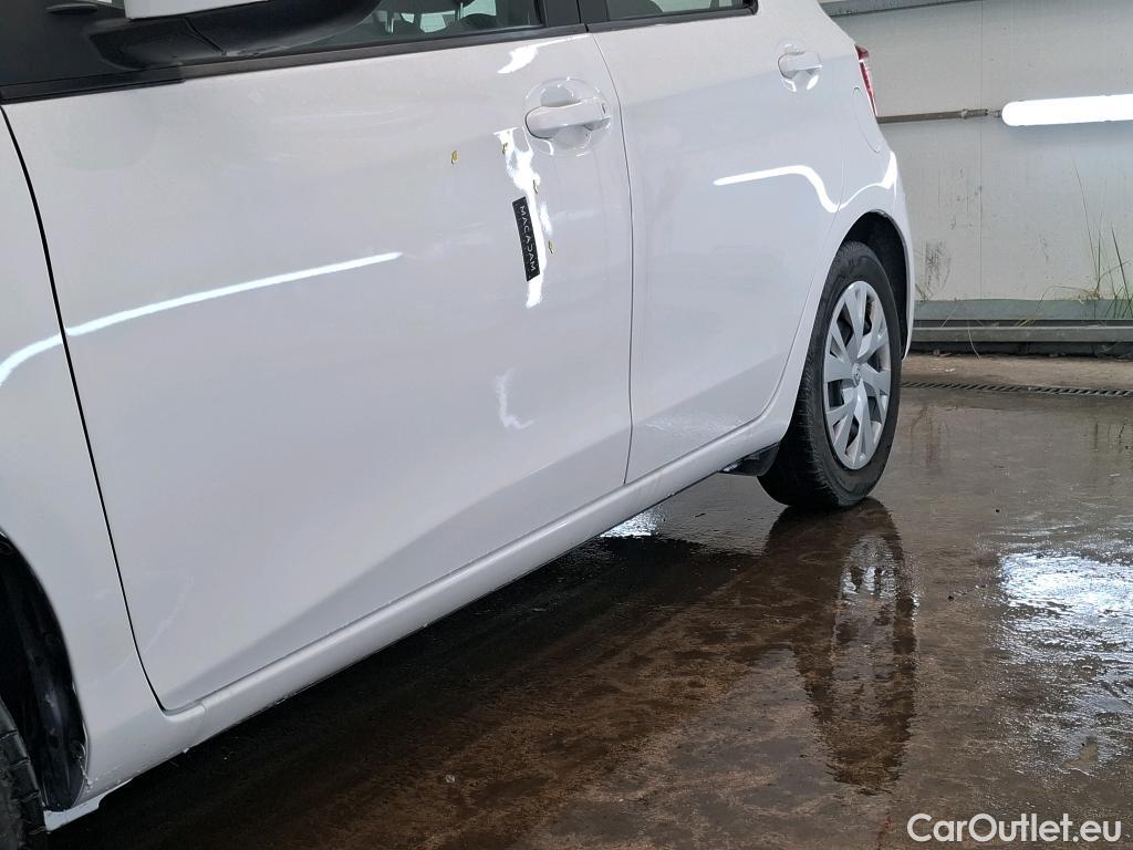  Toyota  Yaris TOYOTA  Hybride / 2017 / 5P / Berline 1.5 VVT-I HYBRID France Business #13