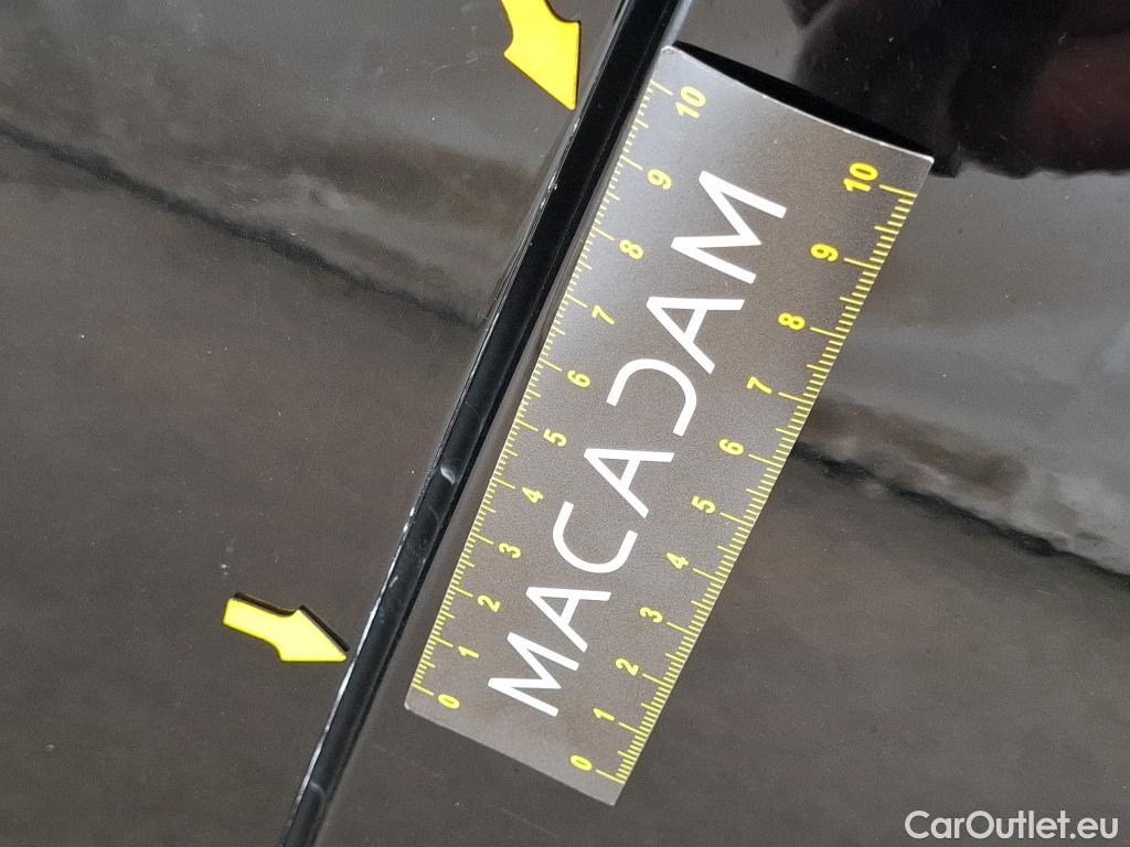  Volvo  XC 40 VOLVO XC40 / 2017 / 5P / SUV Recharge T4 211 DCT7 Business #4