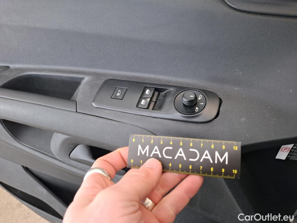  Citroen  Berlingo  Fourgon Club M 650 1.2 PureTech 110CV BVM6 E6d #31