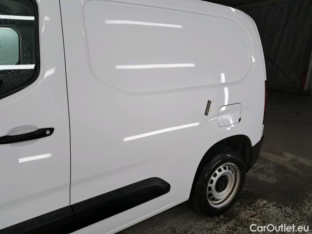  Citroen  Berlingo CITROEN  Van / 2018 / 4P / Fourgonnette Taille M 650kg BlueHDi 100 S&S BVM Club #6