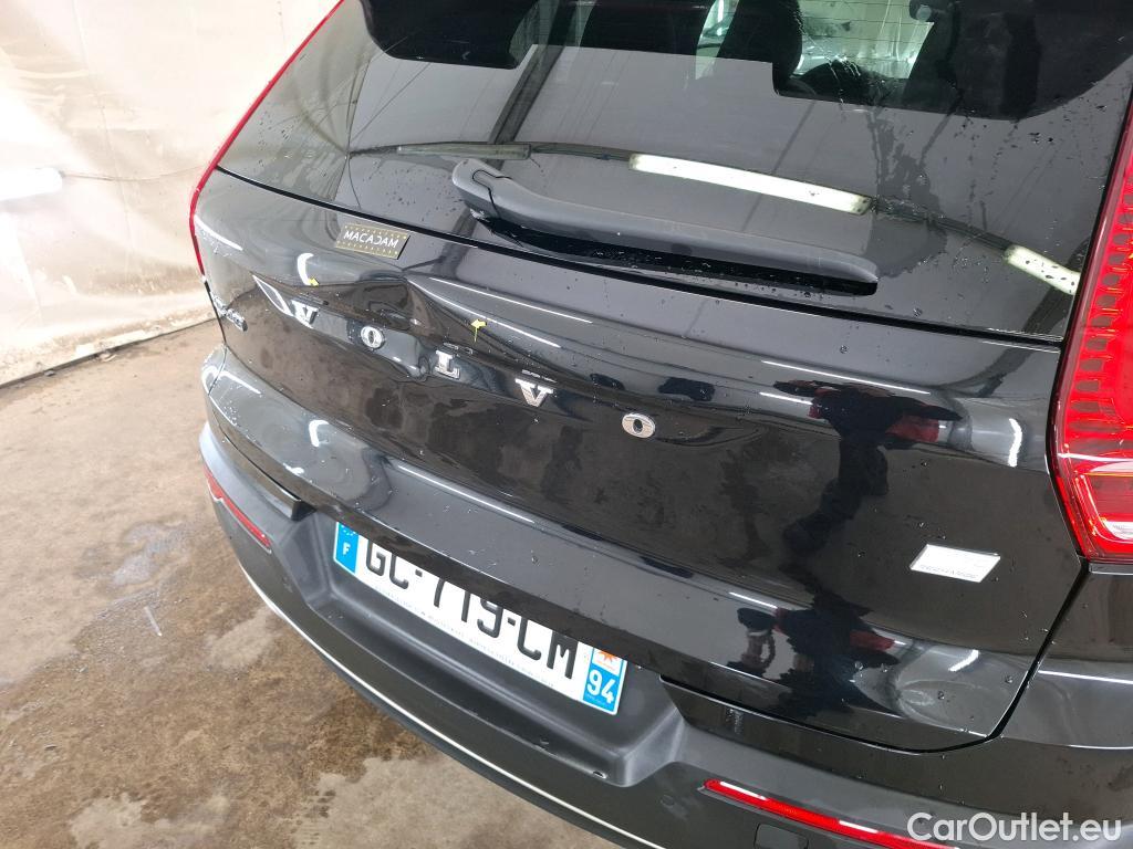  Volvo  XC 40 VOLVO XC40 / 2017 / 5P / SUV Recharge T5 262 DCT7 Inscription Luxe #8